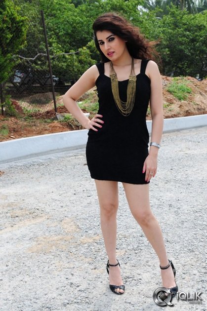 Archana-at-Tharuvatha-Katha-Movie-Press-Meet